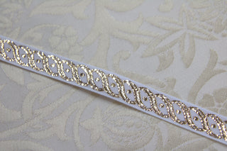 White and metallic gold scroll jacquard ribbon trim, 1/2 inch wide