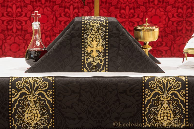 files/chalice-veil-in-the-justin-martyr-vestment-colletion-ecclesiastical-sewing-31789999096064.png