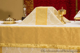 Ivory Gold Chalice Veil | St. Margaret Brocade Ecclesiastical Collection