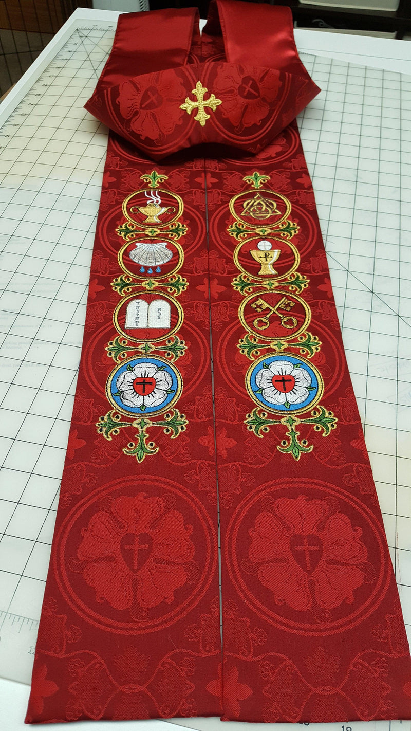 files/stole-style-3-or-the-luther-rose-brocade-ecclesiastical-collection-ecclesiastical-sewing-14-31789963510016.jpg