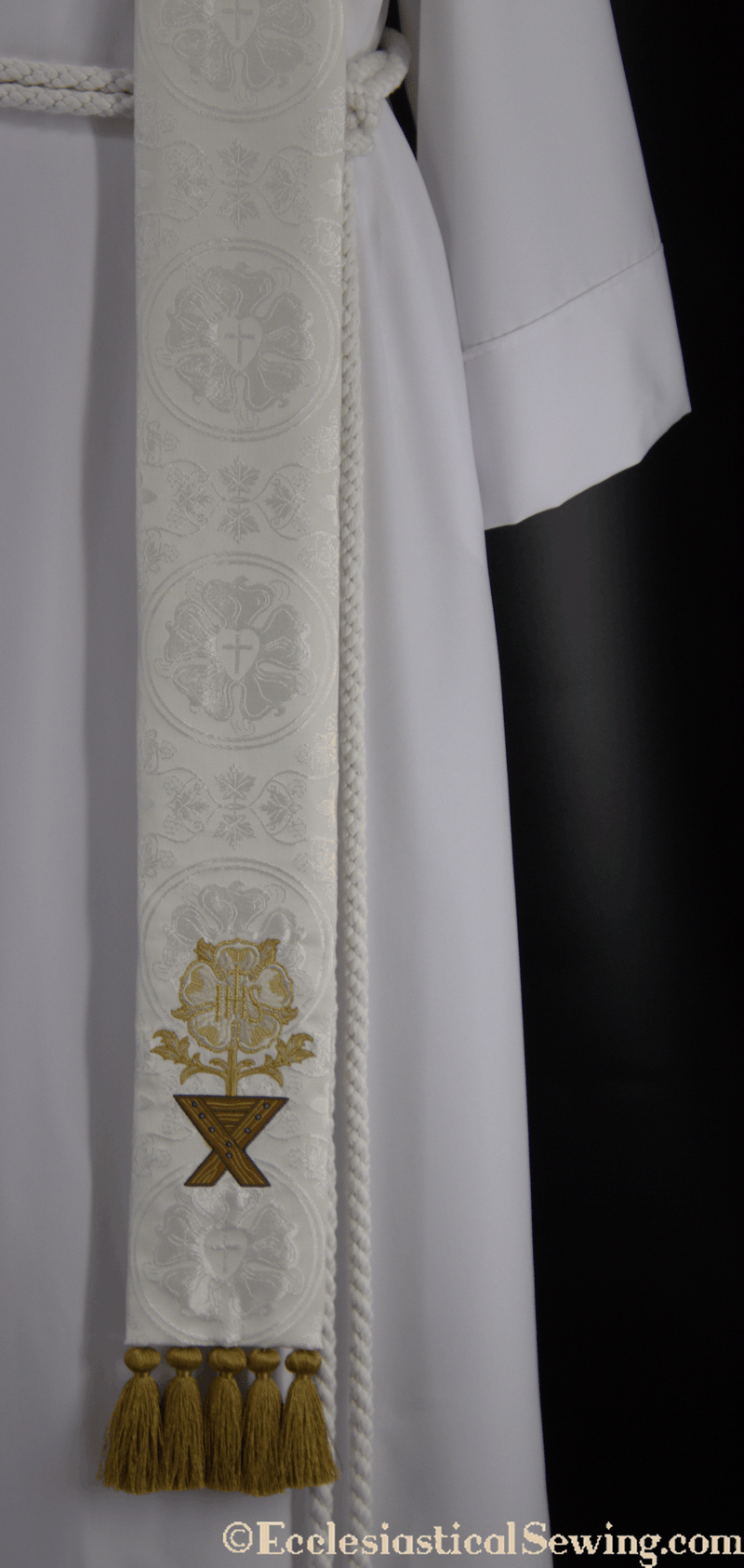 files/white-clergy-stole-or-christmas-rose-easter-collection-style-1-ecclesiastical-sewing-2.png